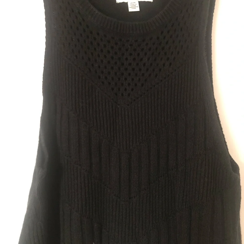 American eagle sleeveless sweater top - Picture 2 of 2